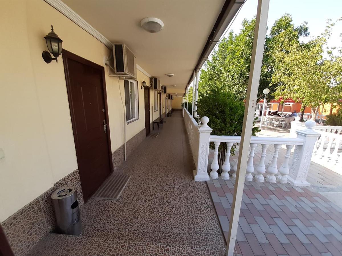 Hotel Selika ルスタヴィ エクステリア 写真
